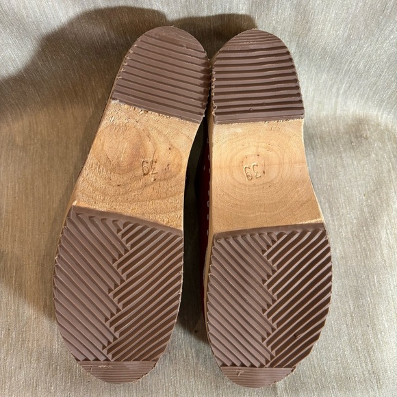 TORPATOFFELN Sz 39 Patent  Leather Wooden Soles Straps Removed Leather Clogs - Picture 11 of 13